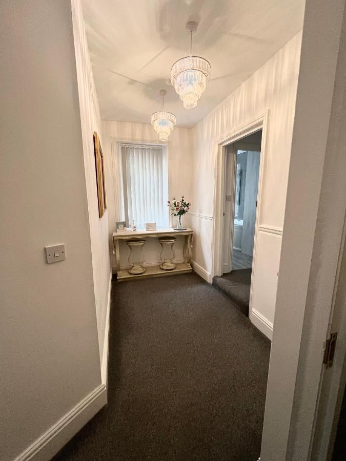 Large Luxury Apartment 黑潭 外观 照片